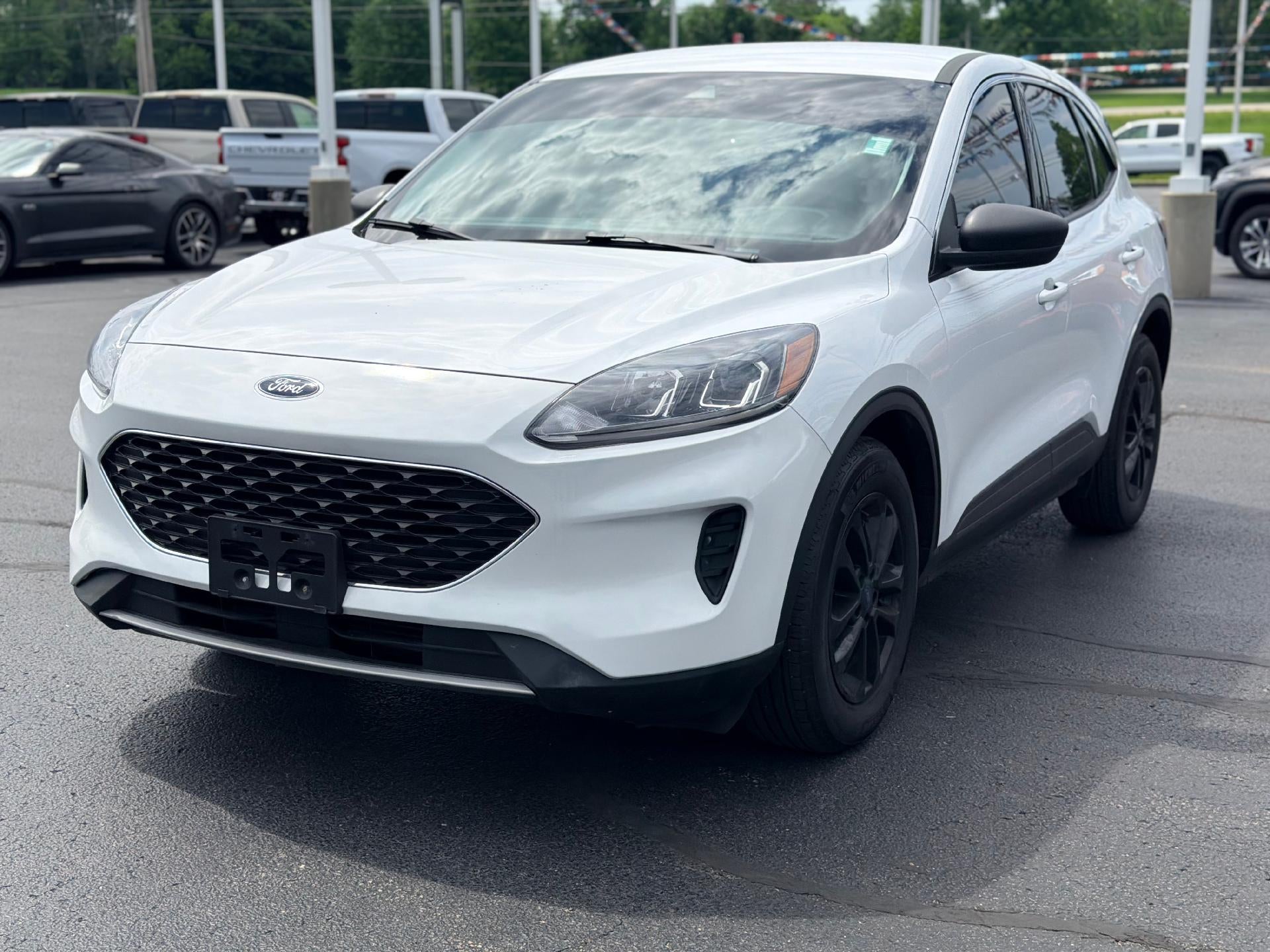 2022 Ford Escape SE in White — front three-quarter view