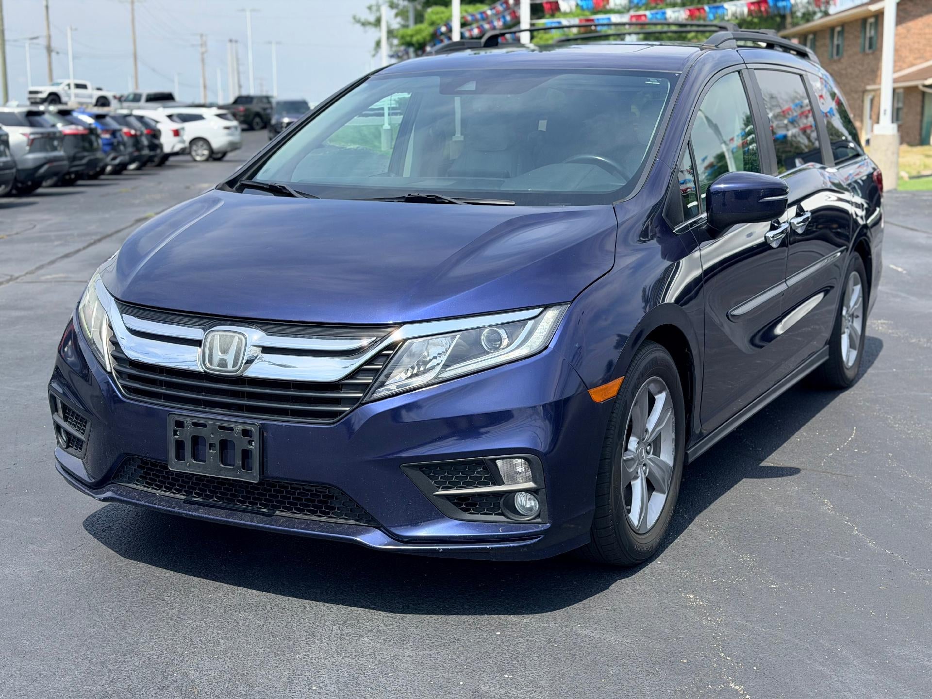 2018 Honda Odyssey EX-L in Blue — front three-quarter view